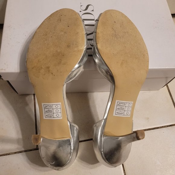 David's Bridal Silver Desi Heels size 8.5 - Picture 4 of 5